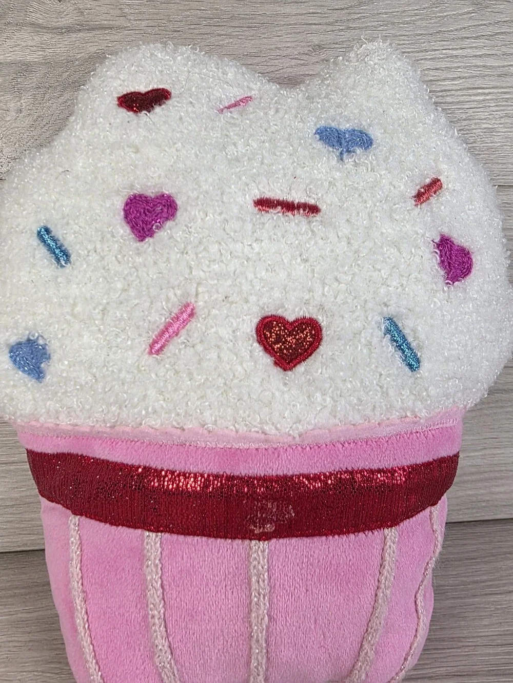 Spritz Cupcake-Shaped Plush Pillow SU22 Decorative SU22